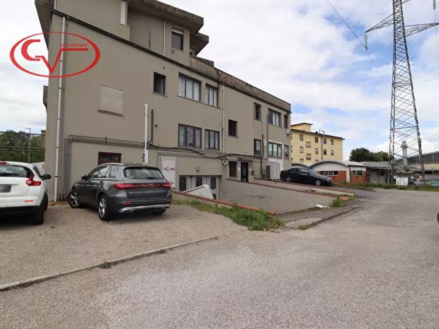 Immagine 1 di Laboratorio in vendita  in uscita casello a Terranuova Bracciolini
