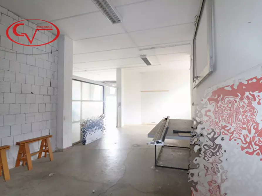Immagine 7 di Laboratorio in vendita  in uscita casello a Terranuova Bracciolini