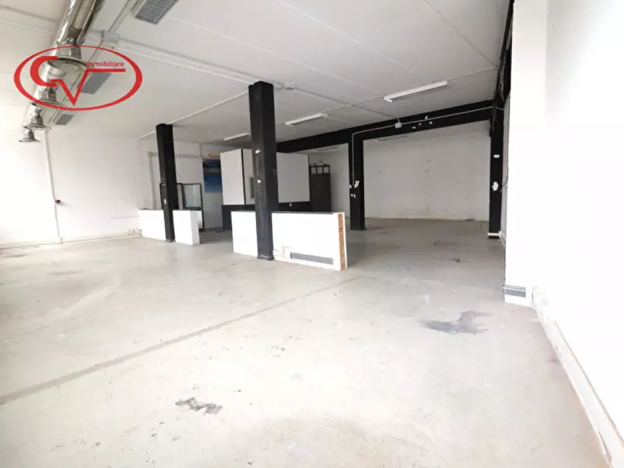 Immagine 11 di Laboratorio in vendita  in uscita casello a Terranuova Bracciolini