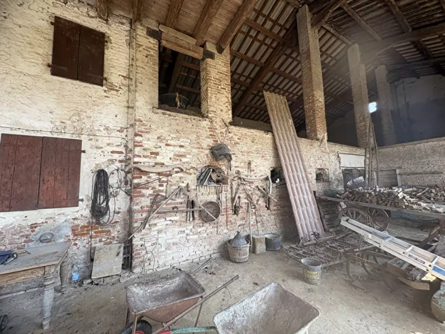 Immagine 10 di Rustico / casale in vendita  in Via San Michele Arcangelo a Mestrino