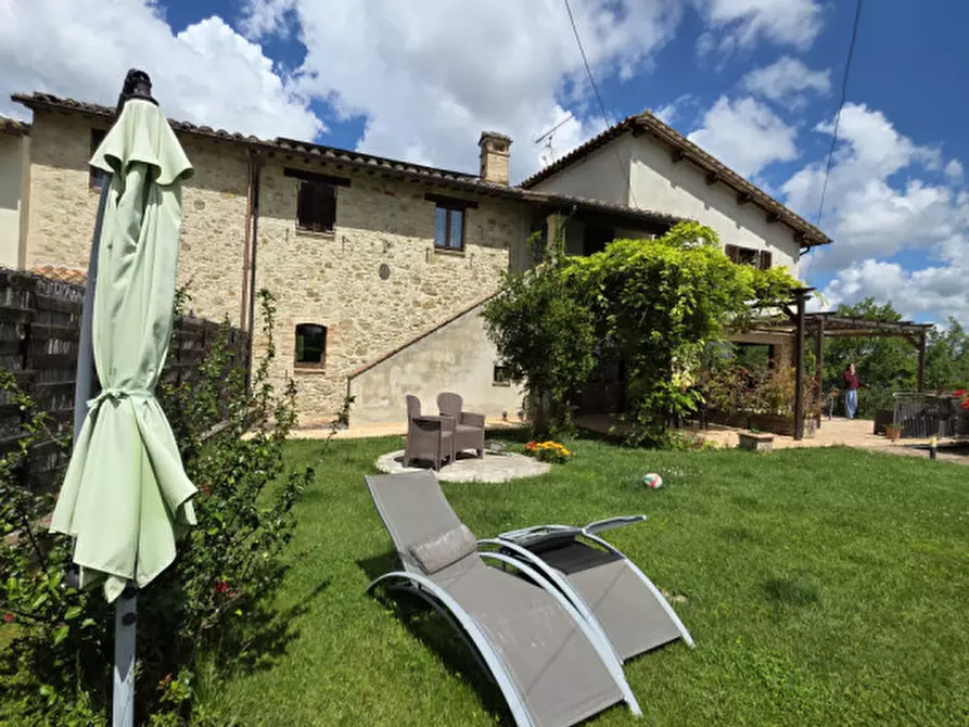 Immagine 4 di Rustico / casale in vendita  a Perugia