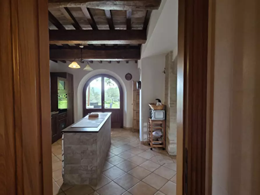 Immagine 22 di Rustico / casale in vendita  a Perugia