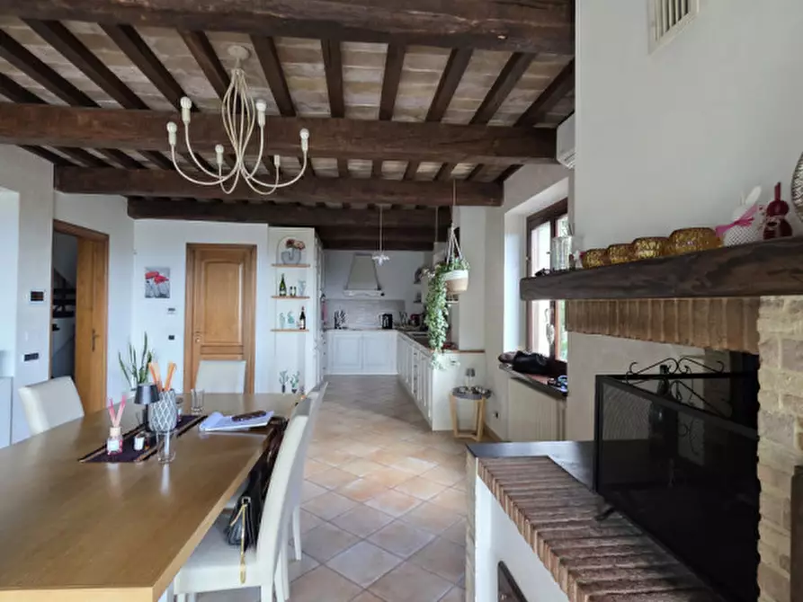 Immagine 24 di Rustico / casale in vendita  a Perugia