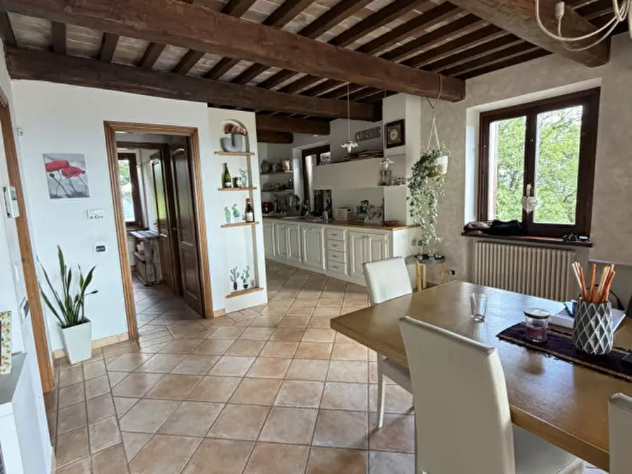 Immagine 25 di Rustico / casale in vendita  a Perugia