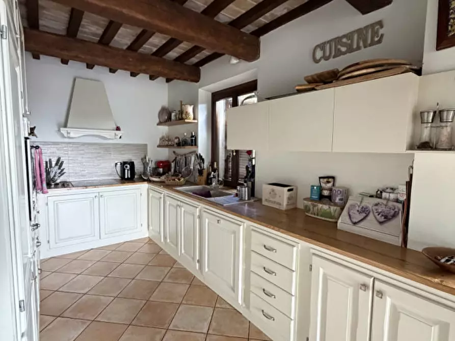 Immagine 30 di Rustico / casale in vendita  a Perugia