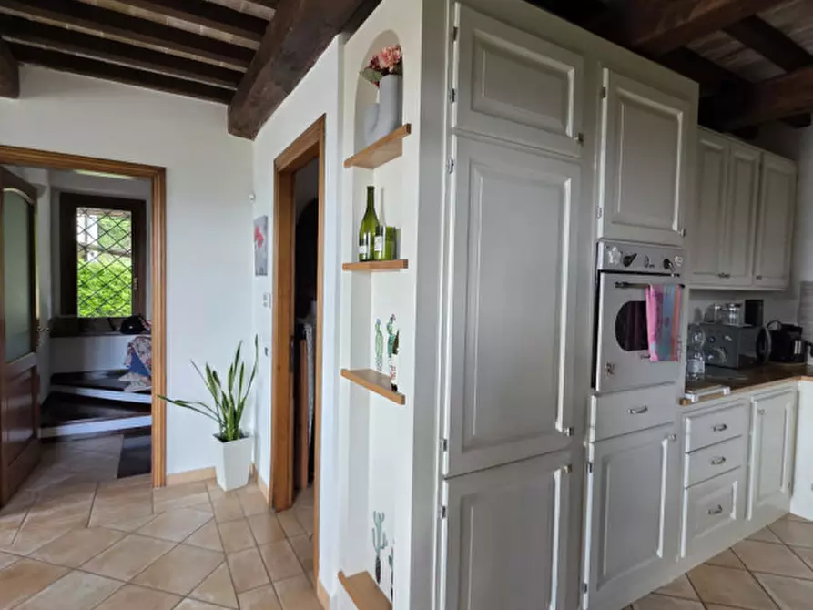 Immagine 34 di Rustico / casale in vendita  a Perugia