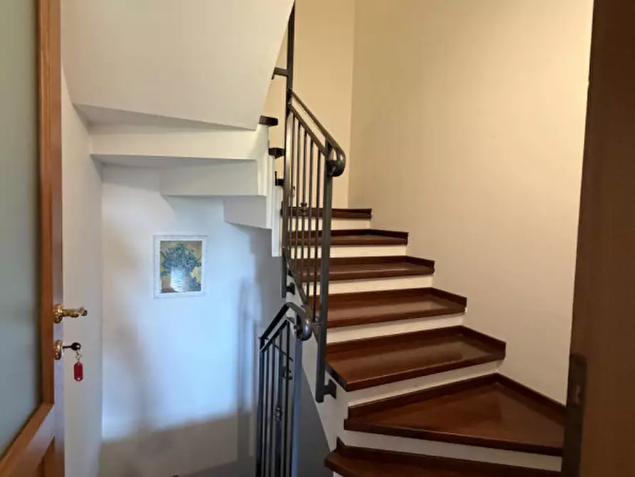 Immagine 35 di Rustico / casale in vendita  a Perugia