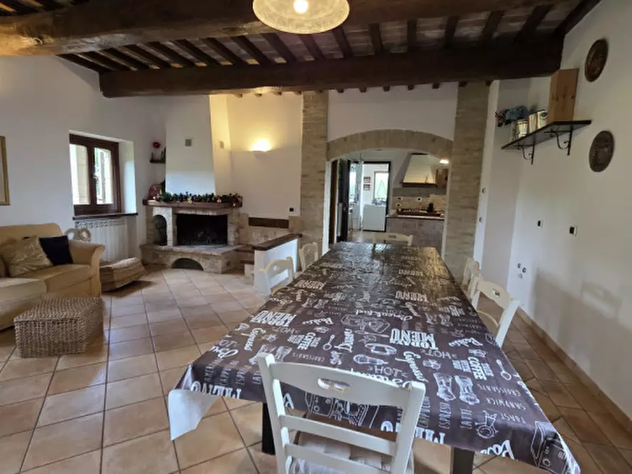 Immagine 52 di Rustico / casale in vendita  a Perugia