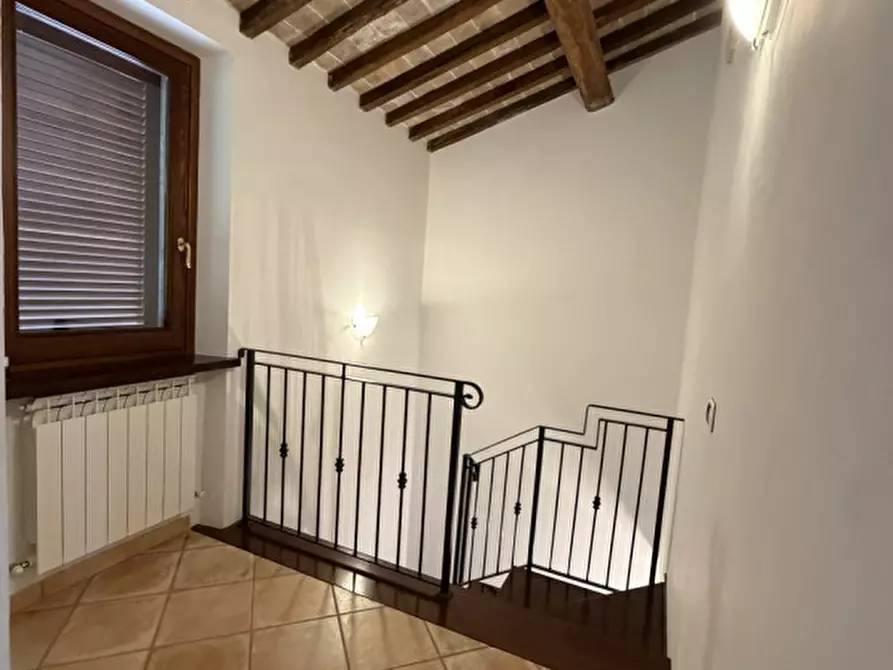Immagine 56 di Rustico / casale in vendita  a Perugia