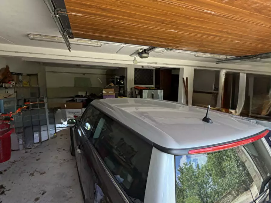 Immagine 75 di Rustico / casale in vendita  a Perugia