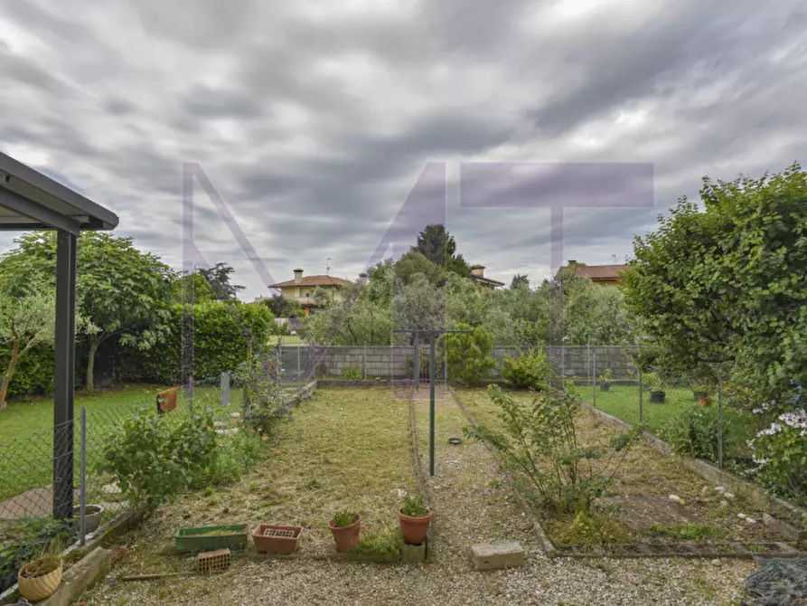 Immagine 9 di Villetta a schiera in vendita  in Via Antonio De Pollis a San Giovanni Al Natisone