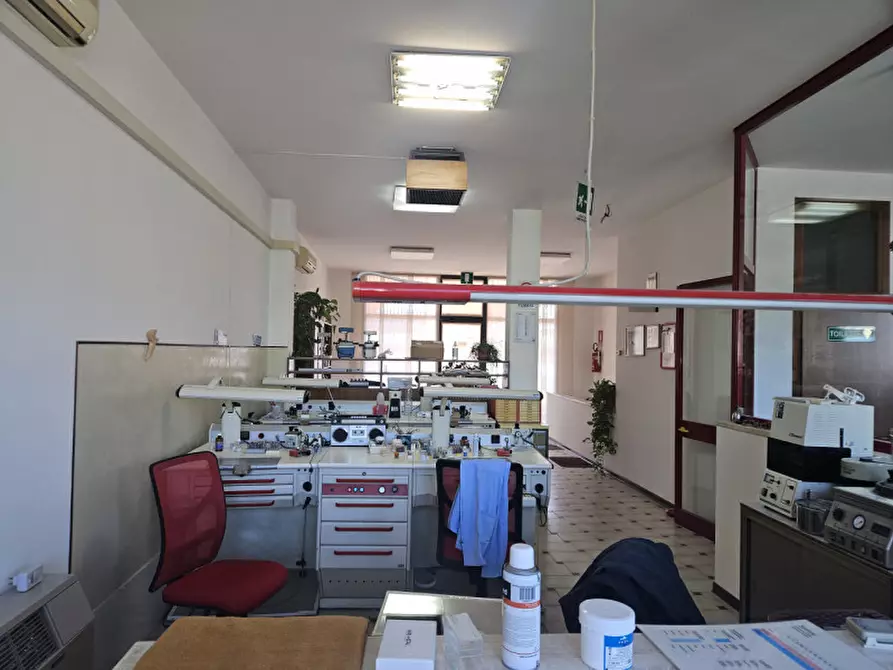 Immagine 10 di Laboratorio in vendita  in Via Zuccherificio a Este