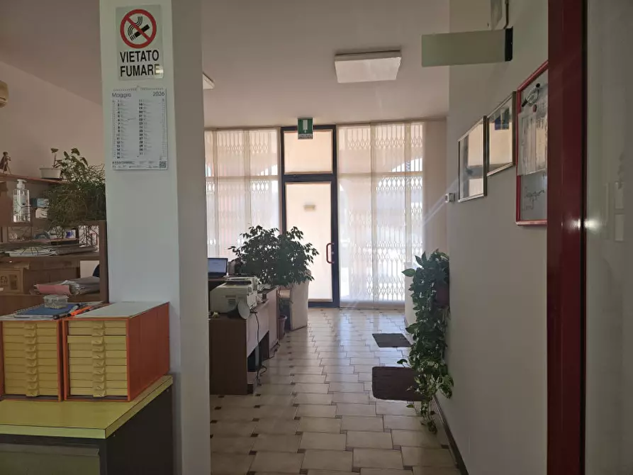 Immagine 19 di Laboratorio in vendita  in Via Zuccherificio a Este