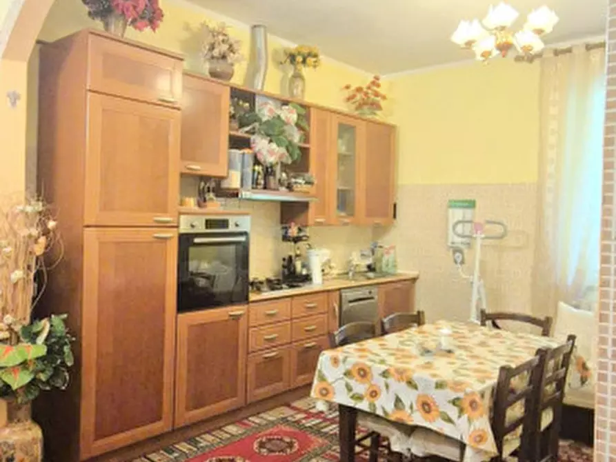 Immagine 4 di Appartamento in vendita  in Via Roma a Meldola