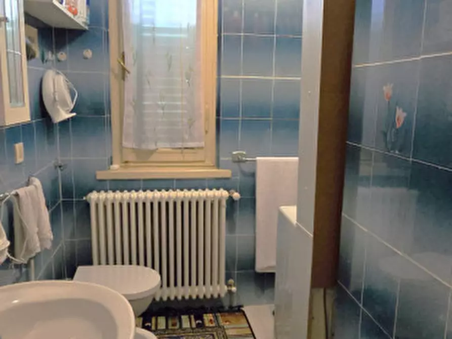Immagine 10 di Appartamento in vendita  in Via Roma a Meldola