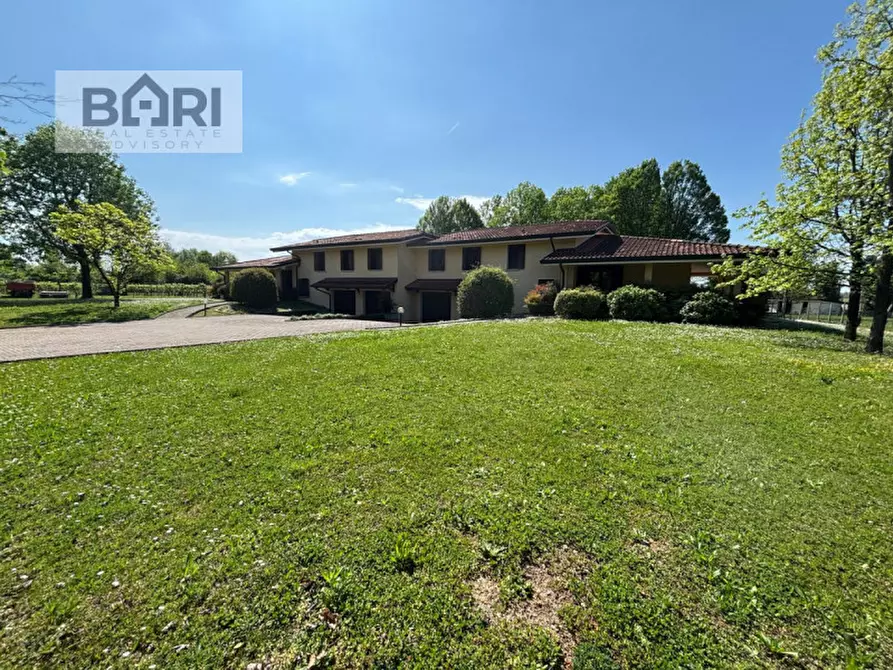 Immagine 2 di Casa bifamiliare in vendita  in Via Giuseppe Garibaldi a Brugnera