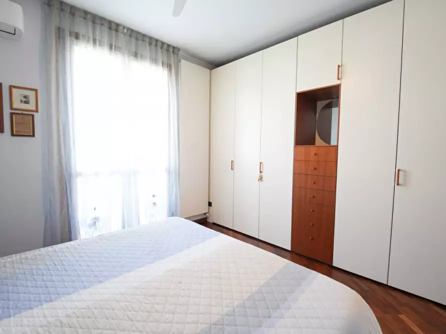Immagine 15 di Villa in vendita  in Via Mazzini 77 a Biassono