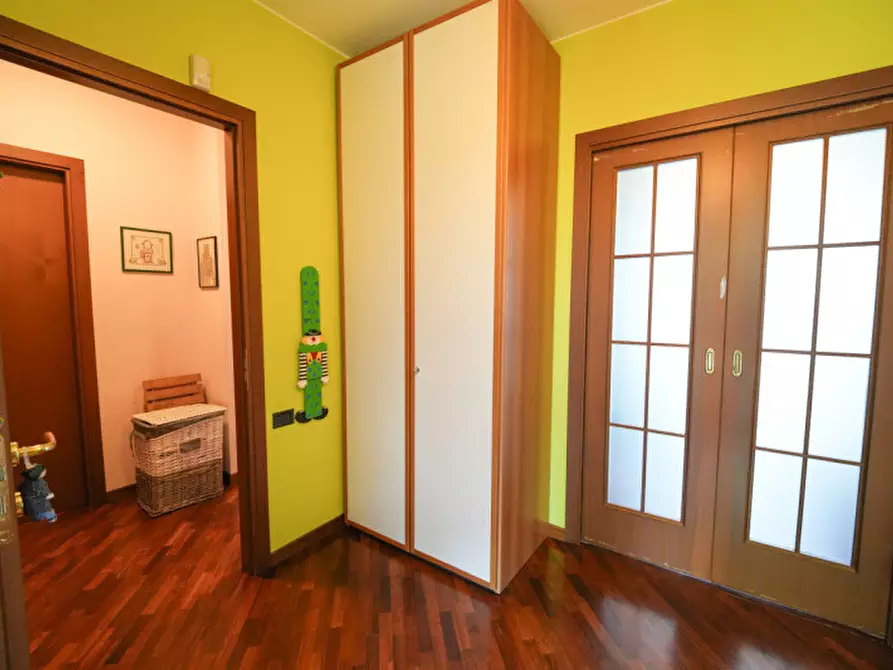 Immagine 18 di Villa in vendita  in Via Mazzini 77 a Biassono