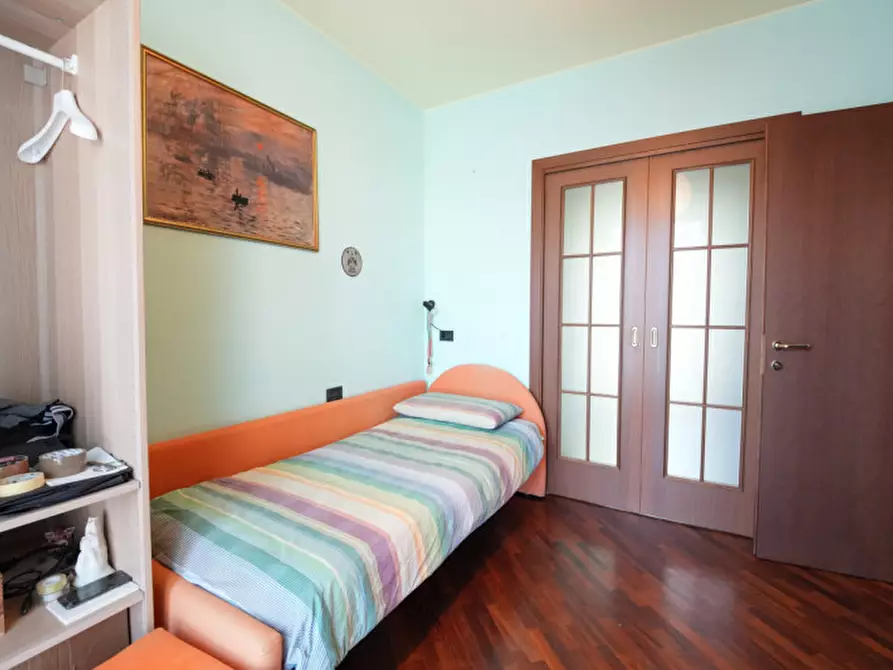 Immagine 22 di Villa in vendita  in Via Mazzini 77 a Biassono