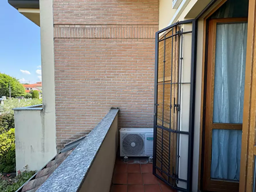 Immagine 39 di Villa in vendita  in Via Mazzini 77 a Biassono