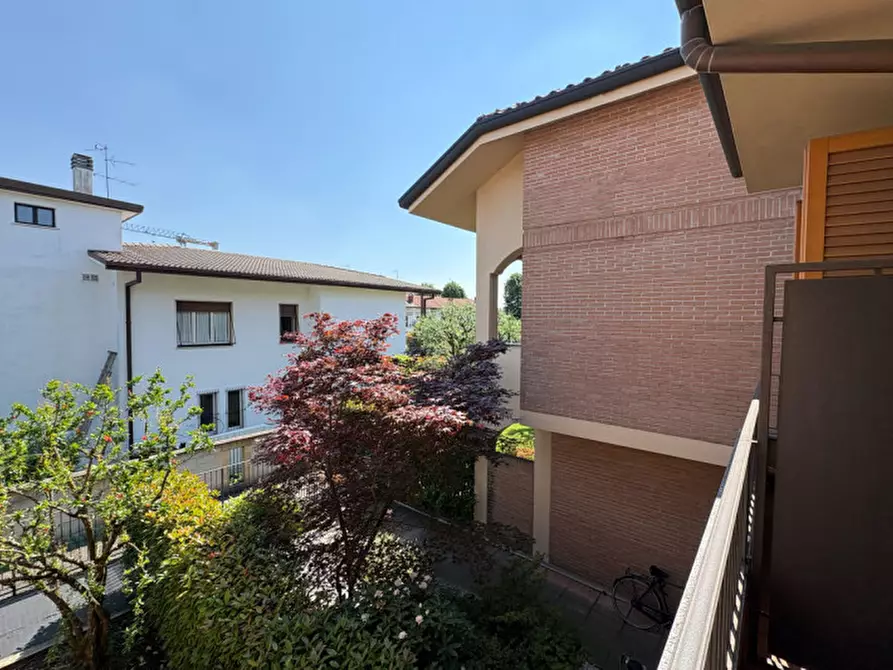 Immagine 54 di Villa in vendita  in Via Mazzini 77 a Biassono