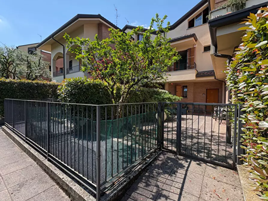 Immagine 58 di Villa in vendita  in Via Mazzini 77 a Biassono