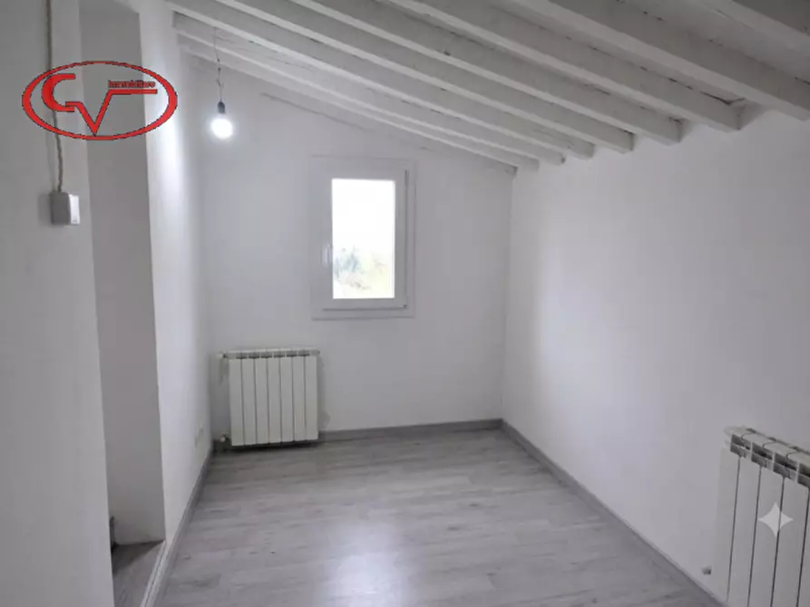 Immagine 1 di Appartamento in vendita  in Cicogna a Terranuova Bracciolini
