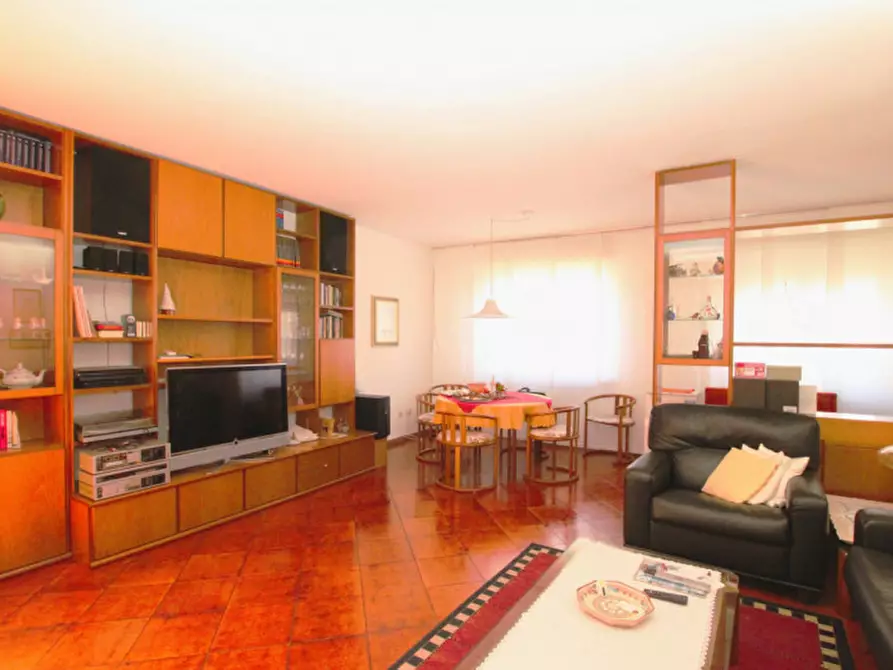 Immagine 4 di Appartamento in vendita  in Via Nazario Sauro - Nazario-Sauro-Straße a Laives .Leifers.