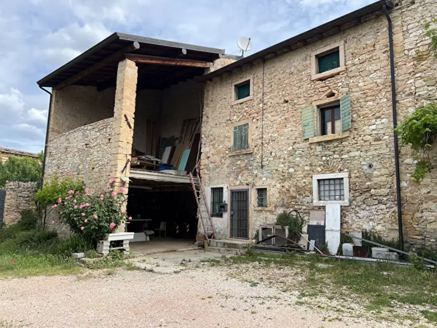 Immagine 1 di Rustico / casale in vendita  in via Cortivi 9 a Grezzana