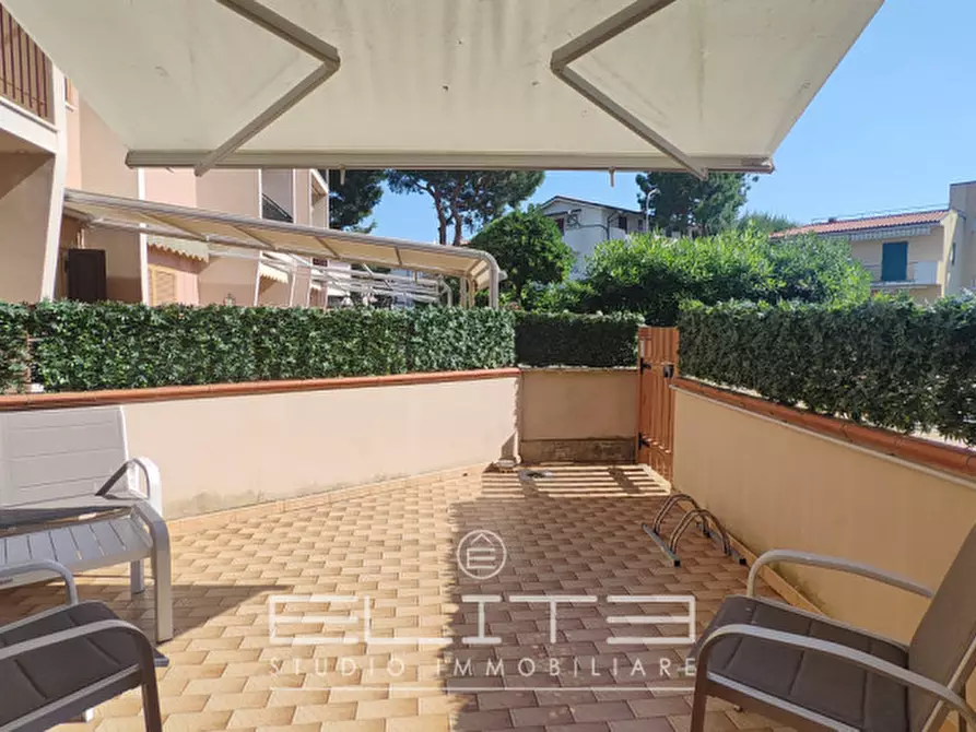 Immagine 15 di Appartamento in vendita  in VIA DEL CONERO a Numana