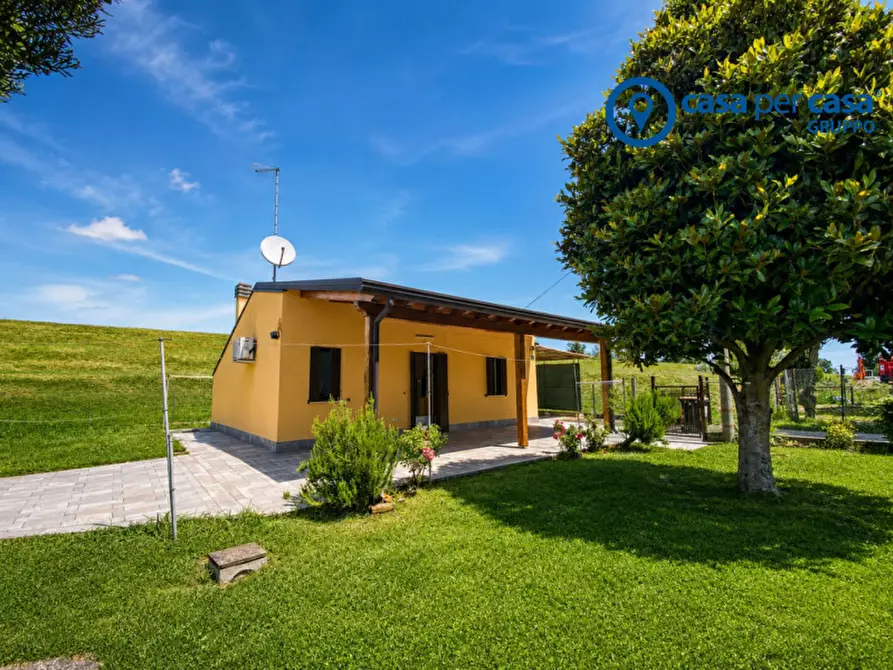 Immagine 1 di Casa indipendente in vendita  in Via Rovigo a Porto Tolle