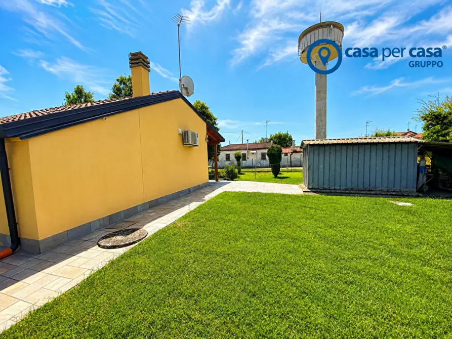 Immagine 42 di Casa indipendente in vendita  in Via Rovigo a Porto Tolle