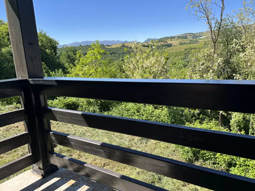 Immagine 8 di Casa bifamiliare in vendita  in via Pozze a Negrar di Valpolicella