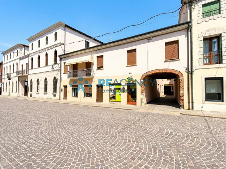 Immagine 2 di Villetta a schiera in vendita  a Montebello Vicentino