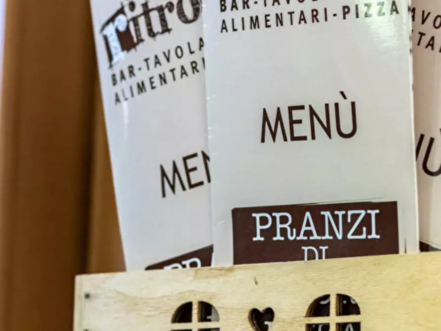 Immagine 16 di Attività commerciale in vendita  a Beverino