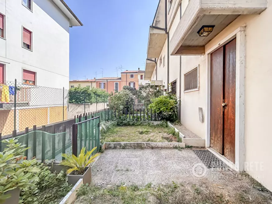 Immagine 37 di Villetta a schiera in vendita  in Via Lanaroli a Verona