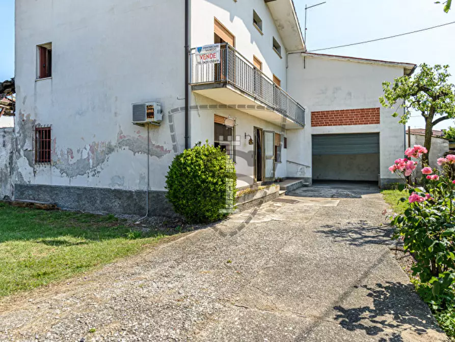 Immagine 1 di Casa indipendente in vendita  in Tezze sul Brenta, Via G. Mazzini 16 a Tezze Sul Brenta