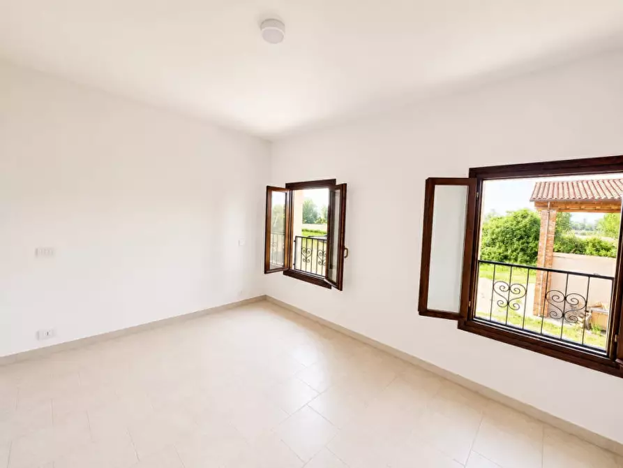 Immagine 3 di Appartamento in vendita  in Via Bassa a Resana