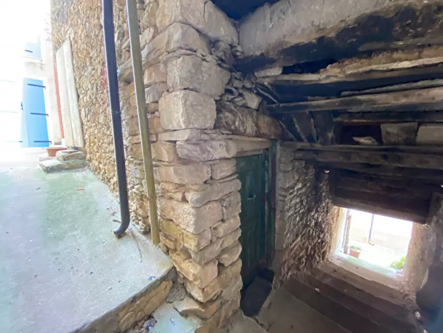 Immagine 10 di Appartamento in vendita  in via dell'oratorio caravonica a Caravonica