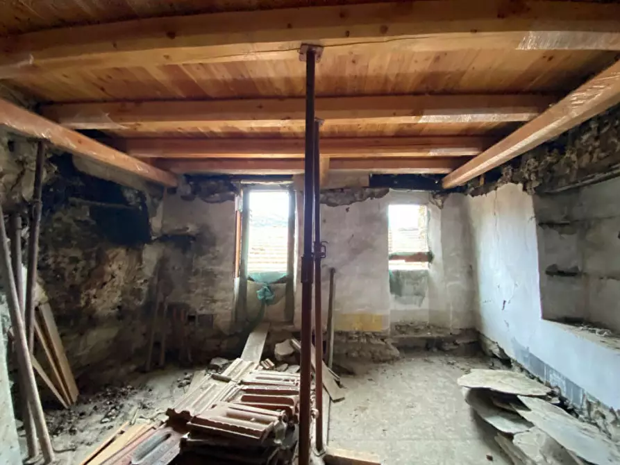 Immagine 17 di Appartamento in vendita  in via dell'oratorio caravonica a Caravonica