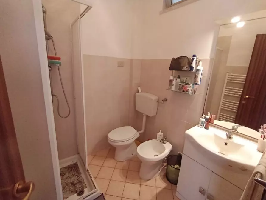 Immagine 5 di Appartamento in vendita  in Via dei Pini 9 a Follonica