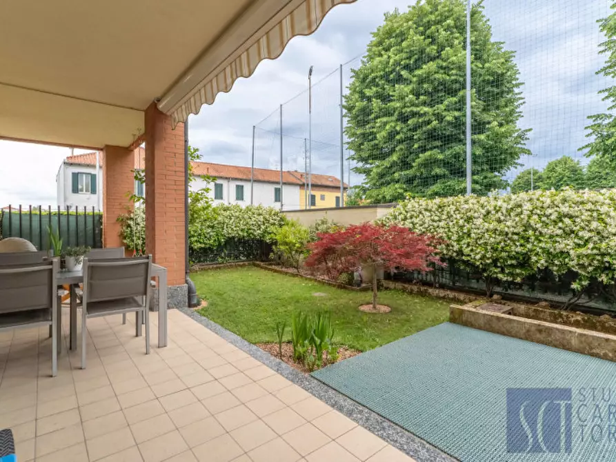 Immagine 10 di Appartamento in vendita  in VIA LUIGI ZERBI, 19 a Cerro Maggiore