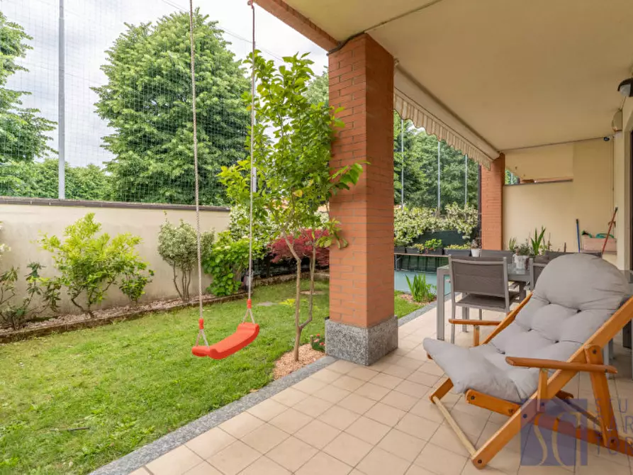 Immagine 12 di Appartamento in vendita  in VIA LUIGI ZERBI, 19 a Cerro Maggiore