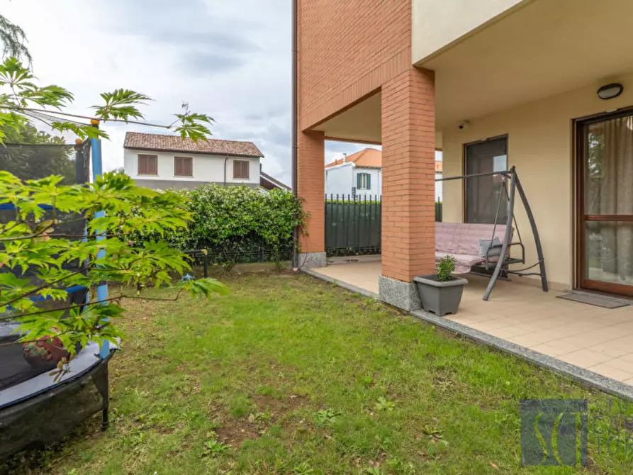 Immagine 26 di Appartamento in vendita  in VIA LUIGI ZERBI, 19 a Cerro Maggiore