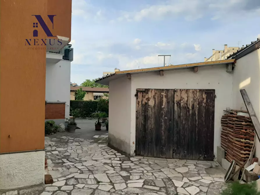 Immagine 5 di Appartamento in vendita  in via s eusebio a Fano