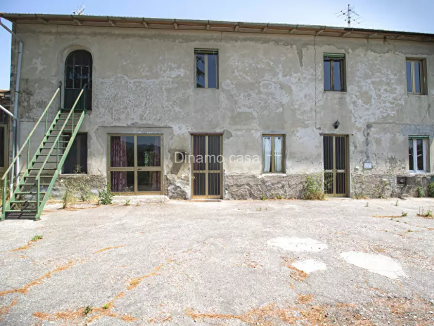 Immagine 1 di Rustico / casale in vendita  in vicolo del chiassarello a Prato