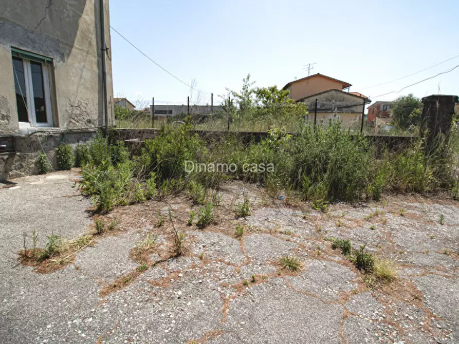 Immagine 15 di Rustico / casale in vendita  in vicolo del chiassarello a Prato