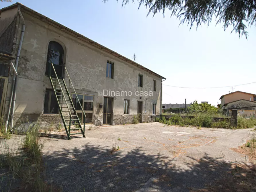 Immagine 16 di Rustico / casale in vendita  in vicolo del chiassarello a Prato