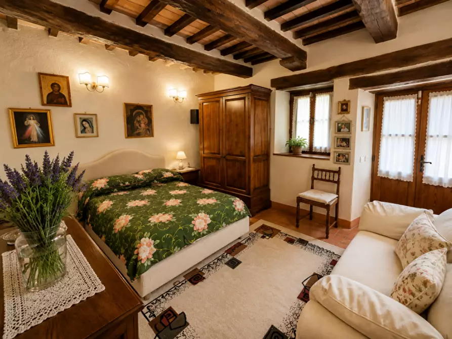 Immagine 12 di Rustico / casale in vendita  a Passignano Sul Trasimeno