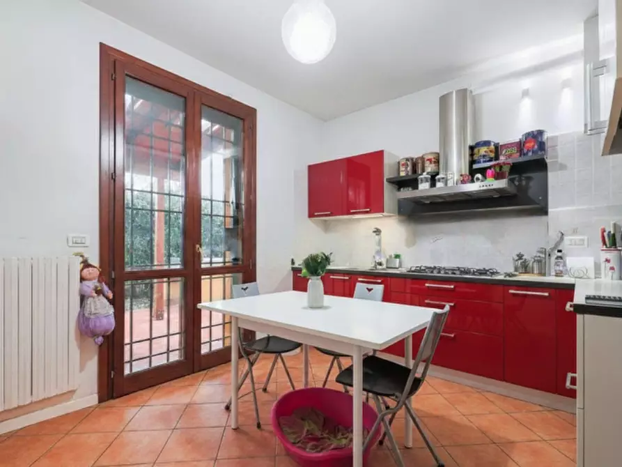 Immagine 7 di Villa in vendita  in via russo 13 a San Lazzaro Di Savena